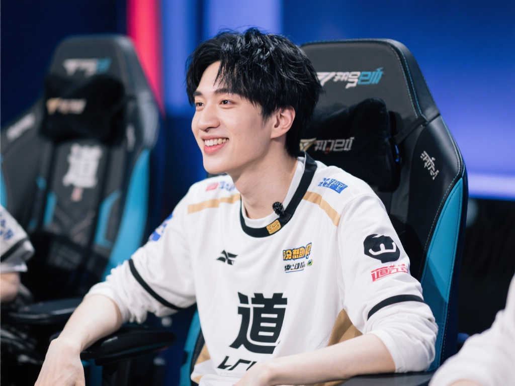 通过探讨水 通过探讨水